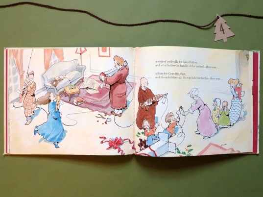 25DaysDay4ChristmasBox 2