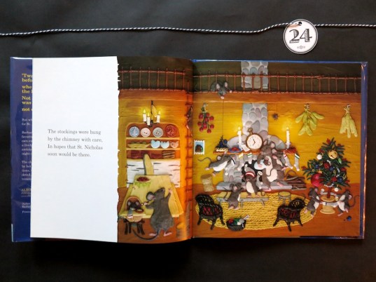 25Christmas24b